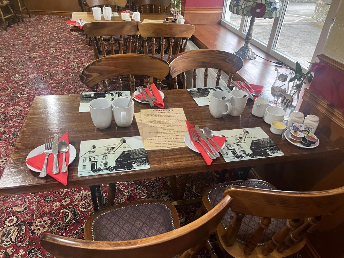 The Flask Inn Robin Hood's Bay Ngoại thất bức ảnh